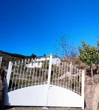 Casa Do Monte בית נופש קסטרו דאירה