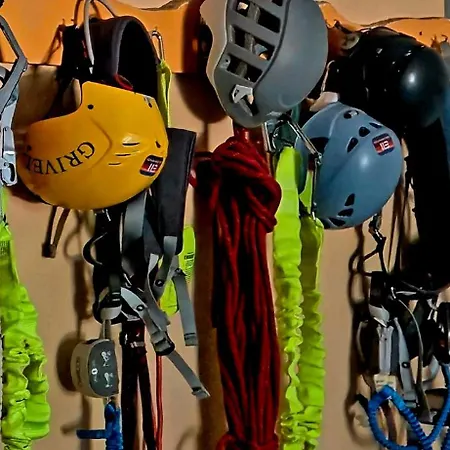 Casa Do Monte קסטרו דאירה